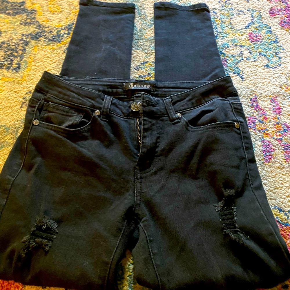 April jeans size 7 black ripped like new